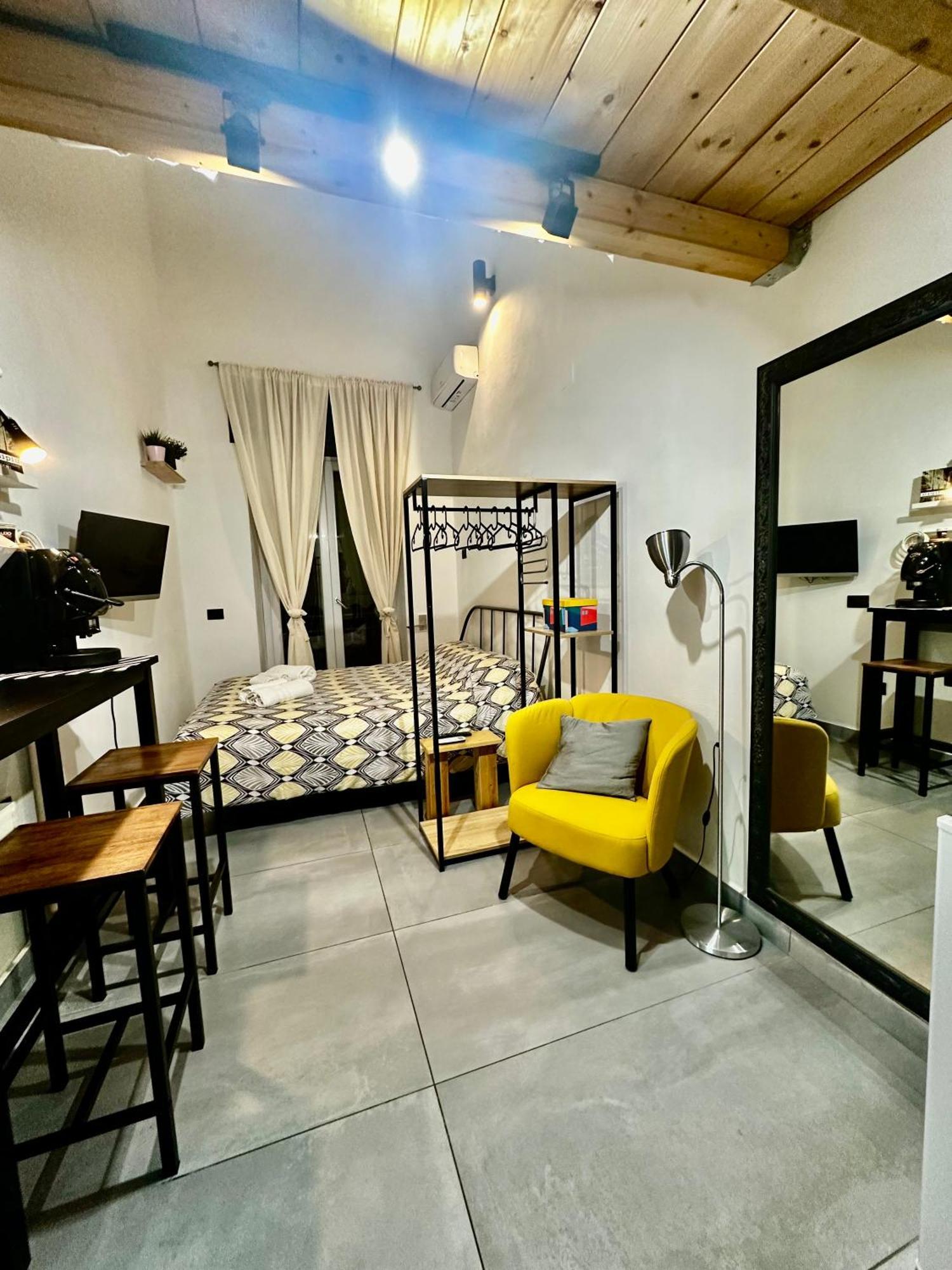 Toledo Sweet House Villa เนเปิลส์ ภายนอก รูปภาพ