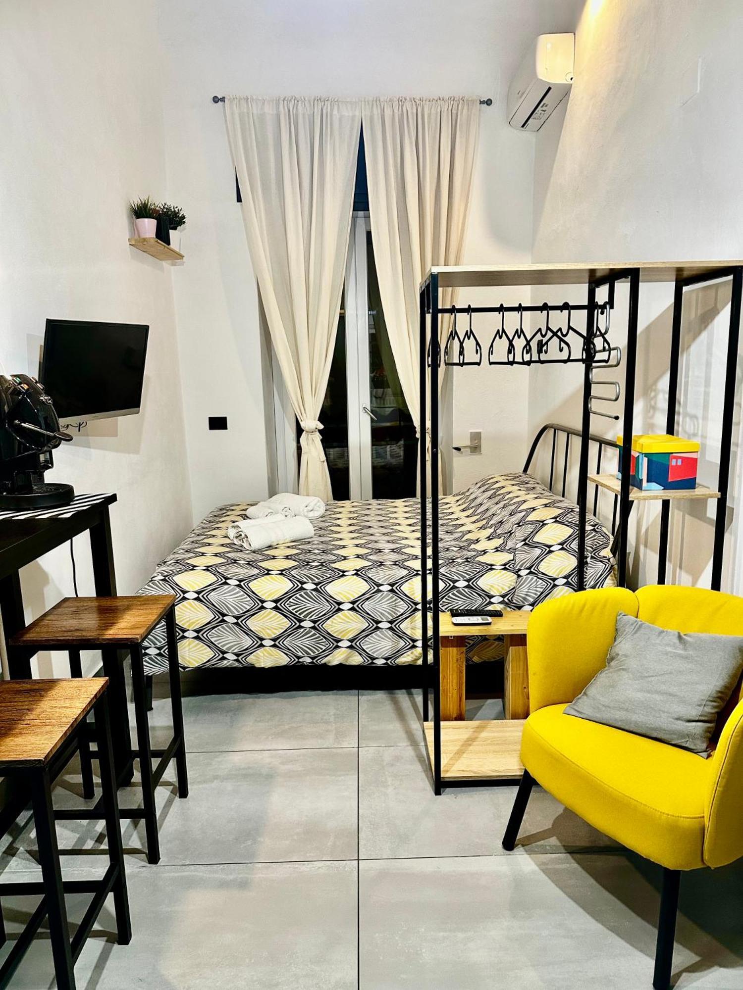 Toledo Sweet House Villa เนเปิลส์ ภายนอก รูปภาพ